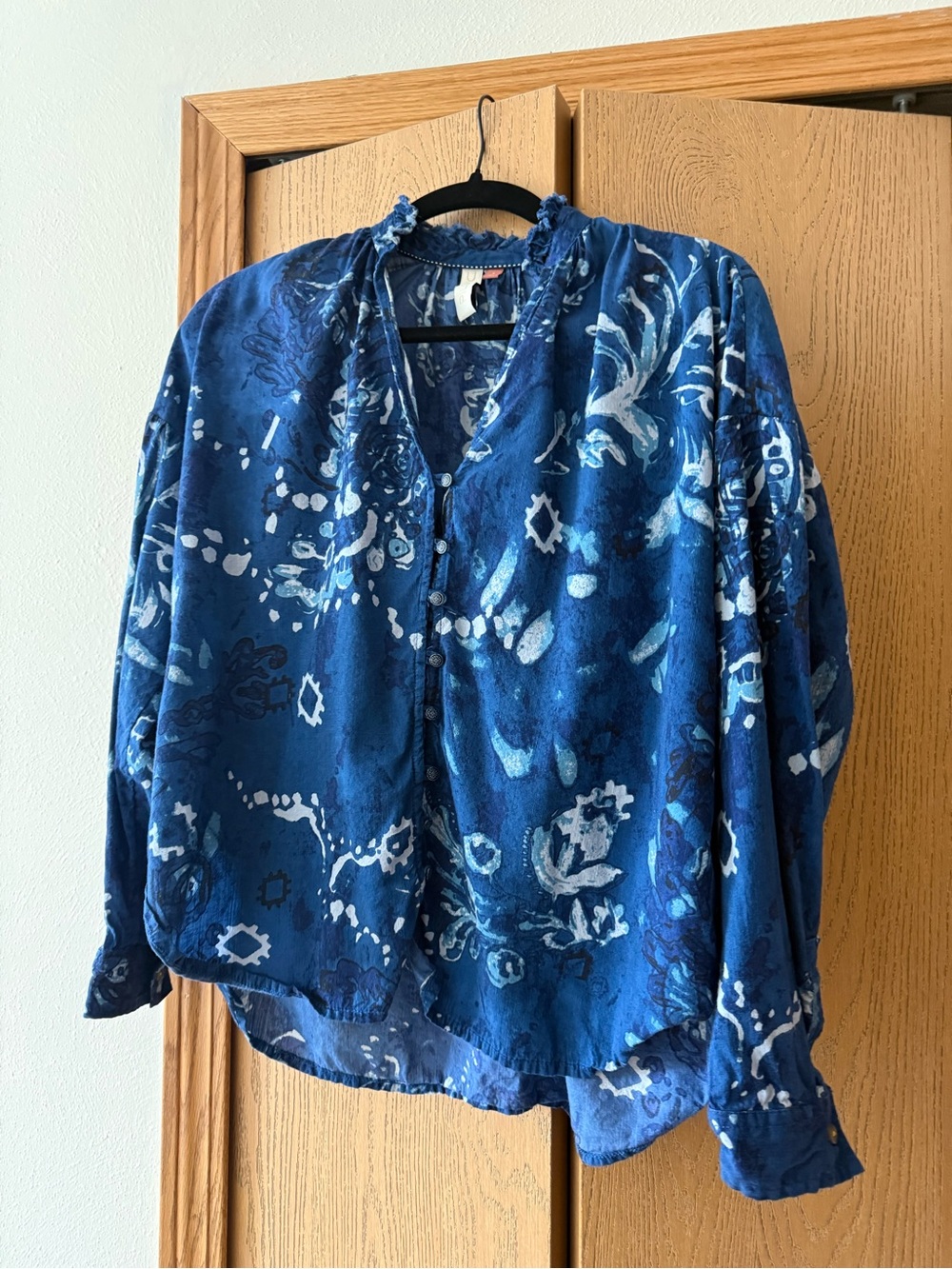 Anthropologie Pilcro Blue Floral Print Women's Blouse - Long Sleeve